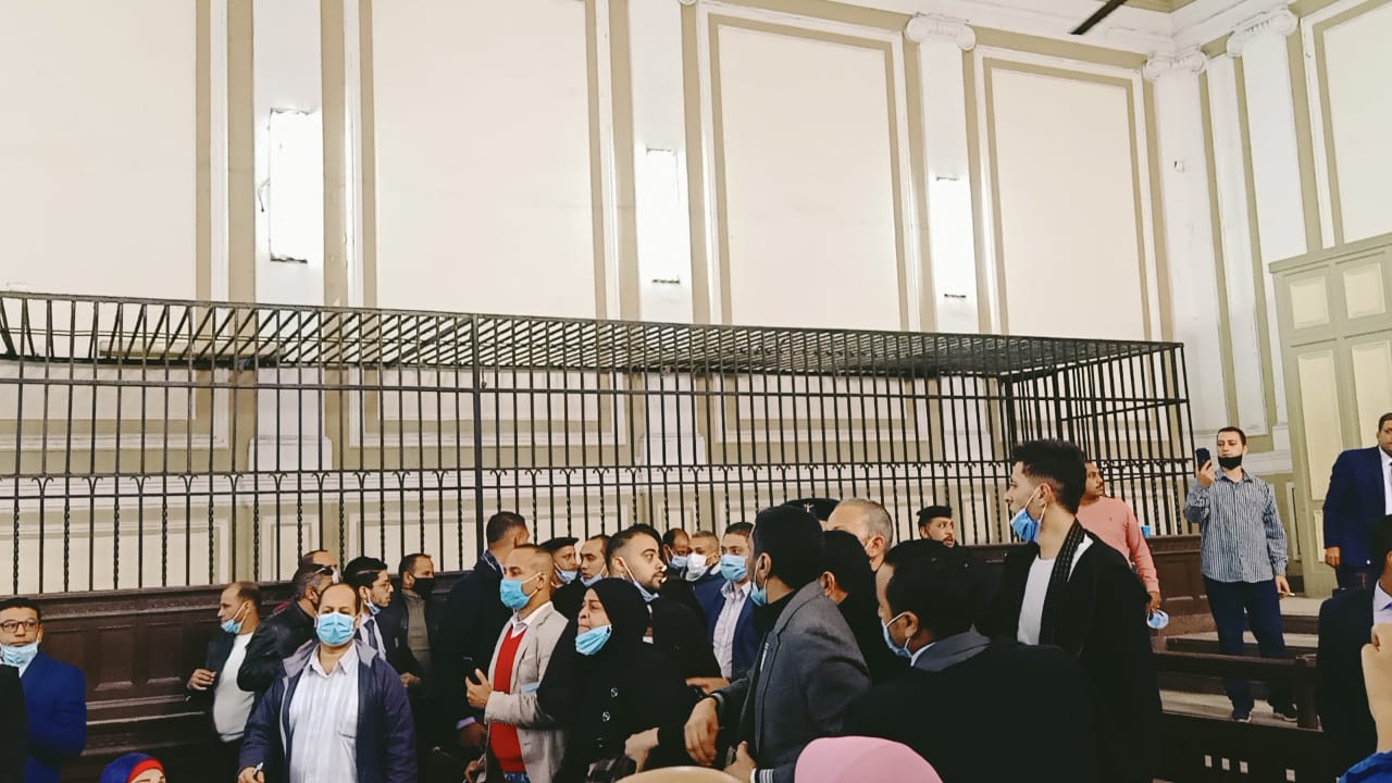   بالصور|| تأجيل محاكمة قاتل سيدة الإسكندرية بالبنزين لغد