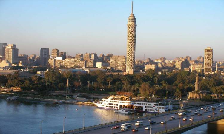   غدًا أمطار خفيفة والعظمى بالقاهرة 21 درجة