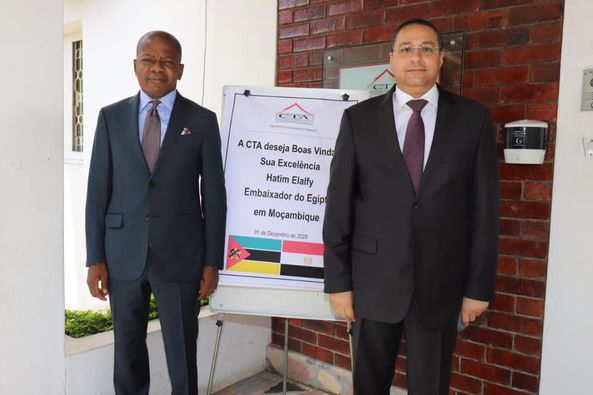   سفير مصر في مابوتو يلتقي رئيس الاتحاد العام الموزمبيقي للمؤسسات الاقتصادية