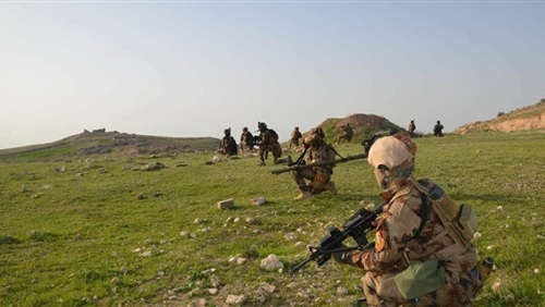   الجيش العراقى يعلن مقتل 12 داعشيًا غربي مدينة الموصل