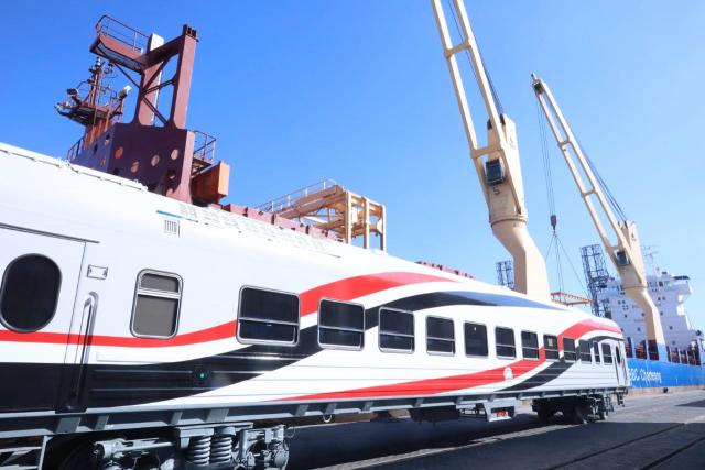   «السكة الحديد» تستقبل غدا دفعة عربات جديدة قادمة من روسيا
