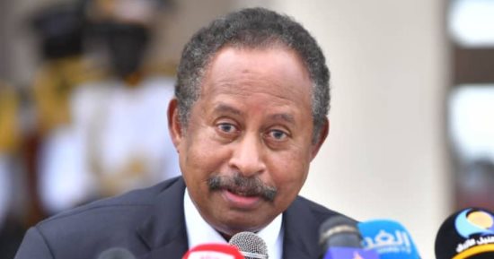   الصحف السودانية تعلق على زيارة حمدوك لـ إثيوبيا