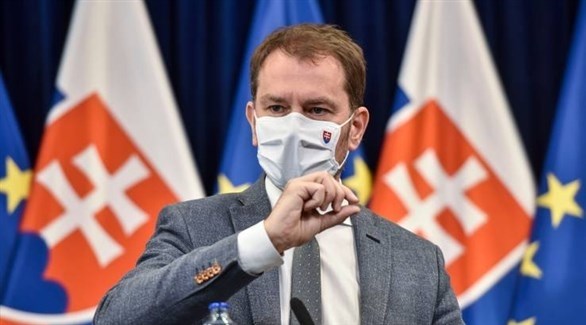   سبوتنيك: إصابة رئيس وزراء سلوفاكيا بفيروس كورونا
