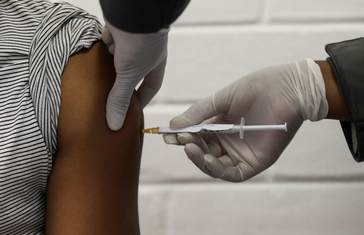   فيديو.. مدير المركز السعودى للقاحات: التطعيم ضد كورونا ليس إجباريا