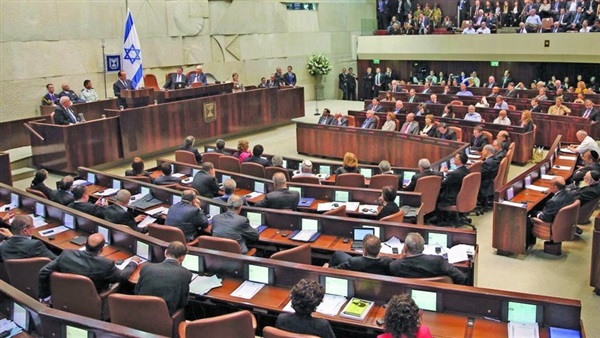   الكنيست الإسرائيلي يوافق على مشروع قانون جديد لتنظيم البؤر الاستيطاني بالضفة كقراءة أولية