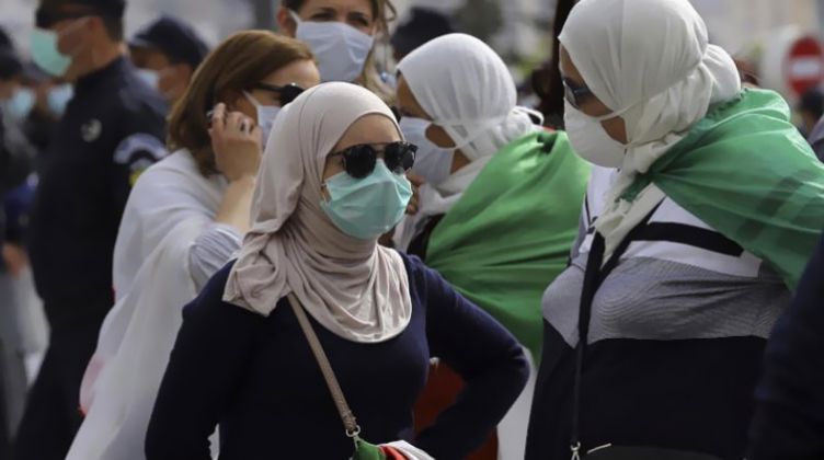  إيران تعلن تسجيل أكثر من 7 آلاف إصابة جديدة بفيروس كورونا