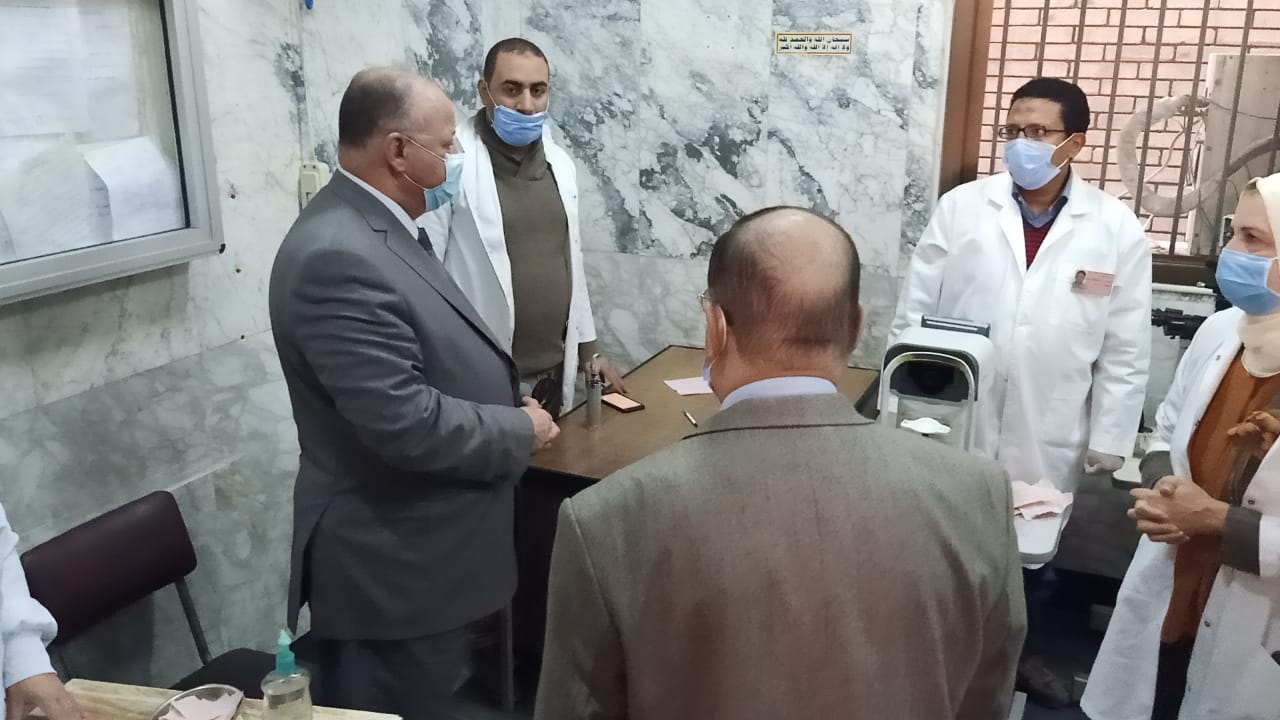   محافظ القاهرة يتابع تطوير مستشفى الخليفة