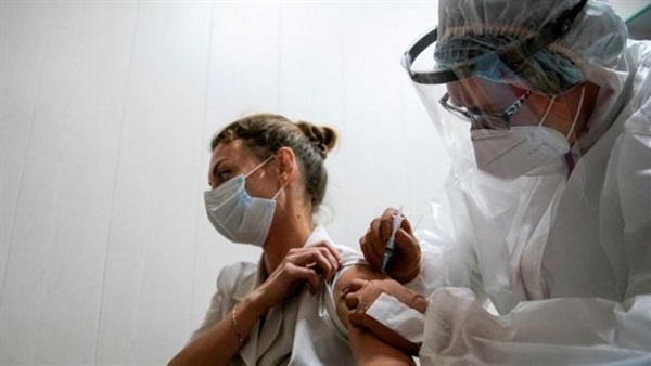   عمدة موسكو يتوقع تطعيم من 6 إلى 7 ملايين شخص في المدينة