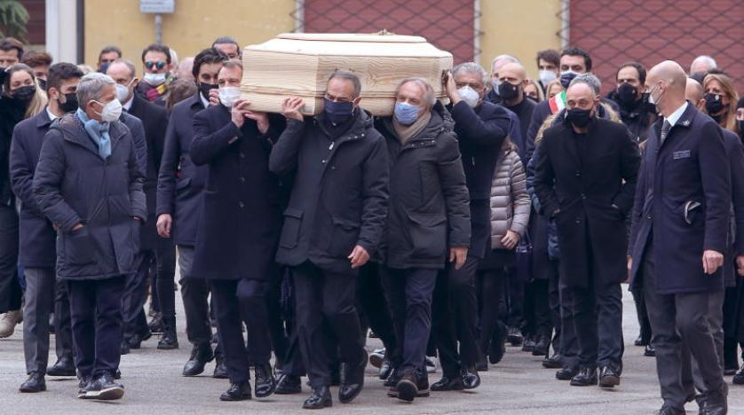   أثناء تشييع جنازته.. سرقة منزل الأسطورة الإيطالية باولو روسيا