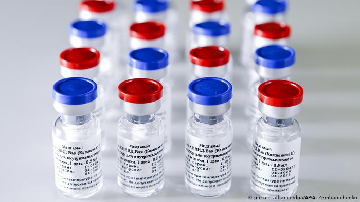   تسليم لقاح «سبوتنيك 5» ضد كورونا للتطعيم في روسيا