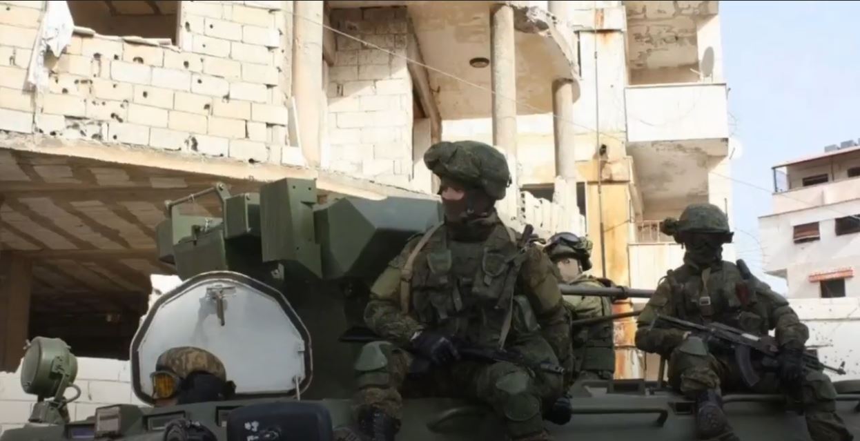   جرحى بين العسكريين الروس بنيران مسلحين في سوريا