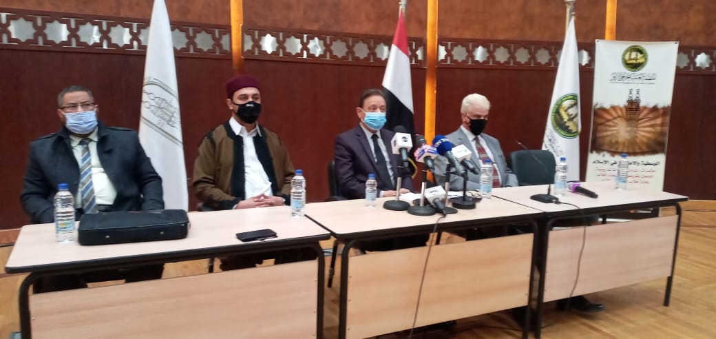   كرم جبر: العلاقات بين مصر وليبيا استثنائية والإرهاب لادين له ولا وطن