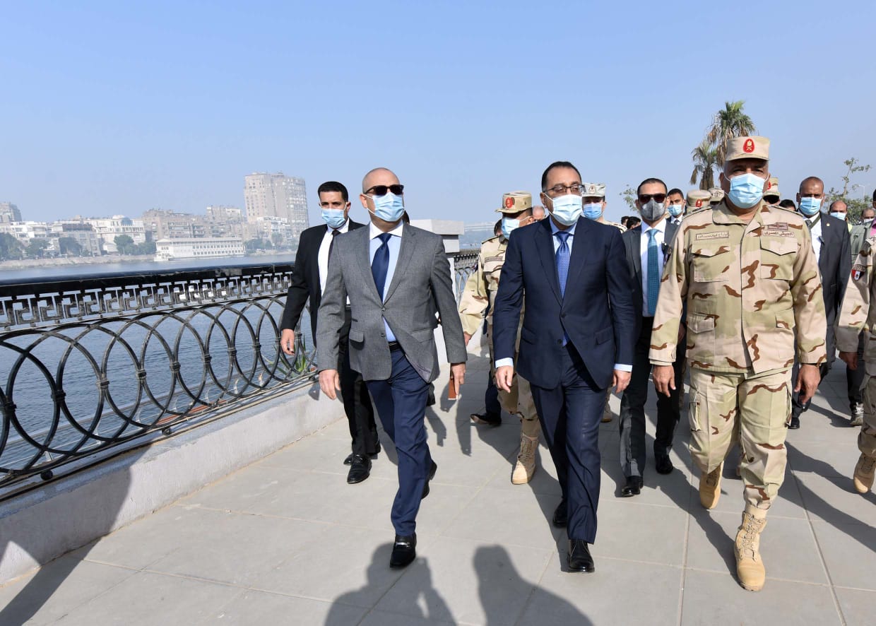   رئيس الوزراء يتفقد ممشي أهل مصر بكورنيش النيل