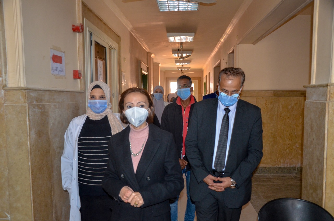   زيارة مفاجئة لنائب محافظ الإسكندرية لمستشفى العامرية