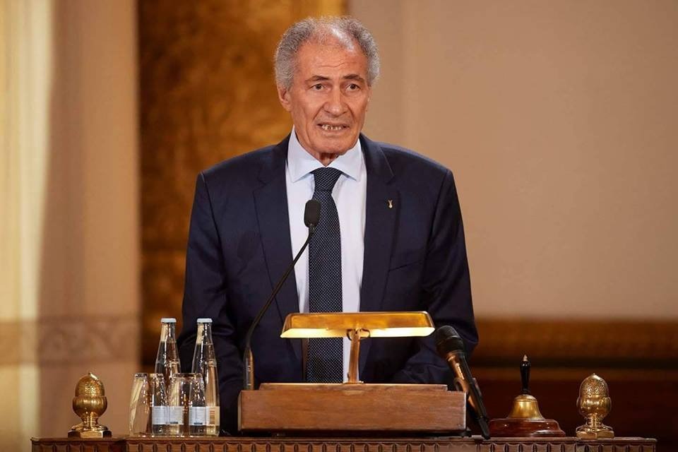   رئيس الاتحاد الدولى لكرة اليد يقدم شكره إلى الرئيس عبد الفتاح السيسي