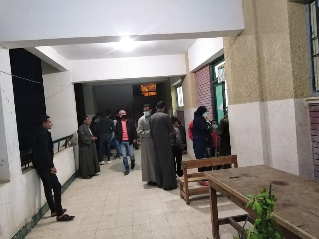   تزايد الإقبال على  لجان كفر الشيخ في الساعة الآخيرة قبل غلق التصويت