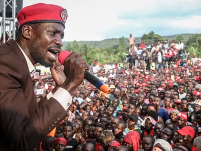   أوغندا.. اعتقال المرشح الرئاسى بوبى واين