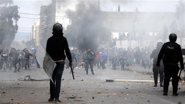   احتجاجات جديدة في تونس ضد الحكومة وقانون «عقوبات الحشيش»