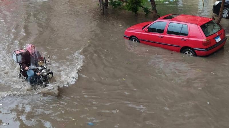   طوارئ في الغربية بسبب الأمطار