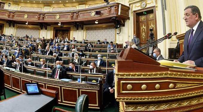   البرلمان يفتح النار على «هيكل».. ومطالب بإلغاء «الإعلام‎»