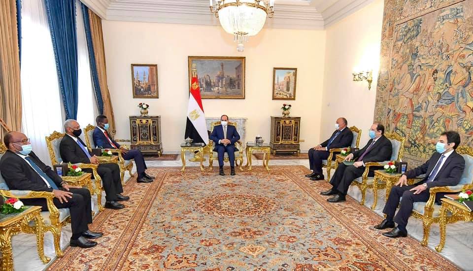   السيسي: موقف مصر تجاه السودان ينبع من الترابط التاريخي بين الشعبين