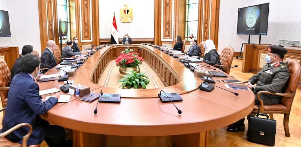 السيسى يوجه بالتواصل مع المواطنين من أهالى الـ١٥٠٠ قرية الجاري تطويرها