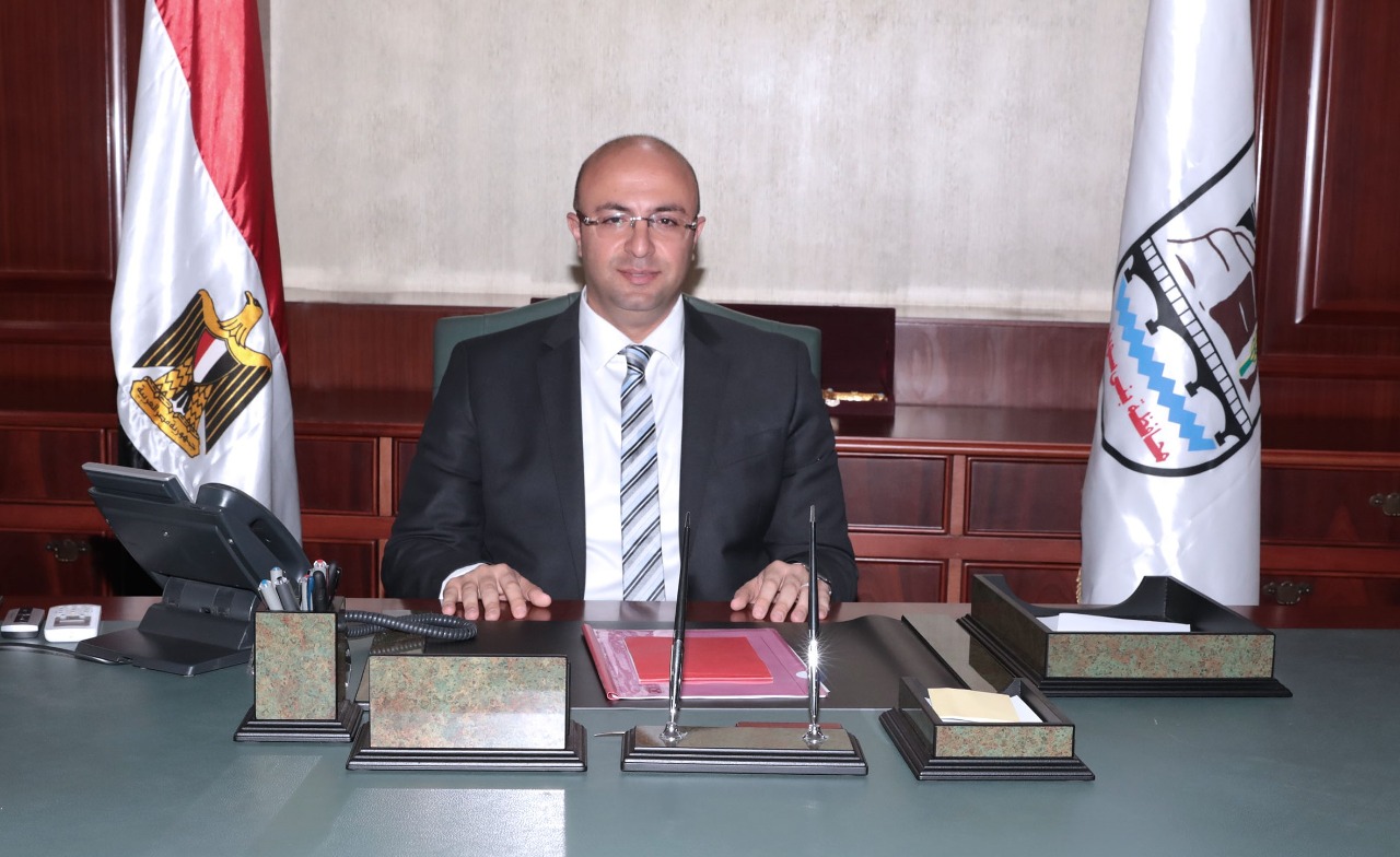 محافظ بنى سويف يُهنئ الرئيس السيسي بعيد الشرطة الـ69