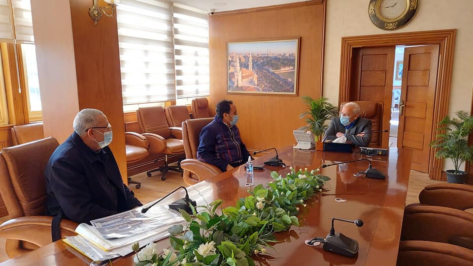  محافظ بورسعيد يتابع سير العمل بعدد من المشروعات الجاري تنفيذها