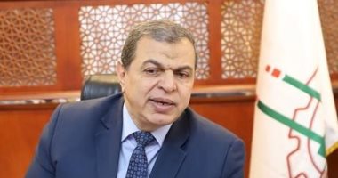   القوى العاملة : تعيين 58 شاباً .. والتفتيش على 302 منشأة بمطروح