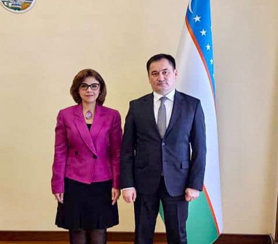   السفيرة المصرية في طشقند تلتقي القائم بأعمال وزير النقل الأوزبكي