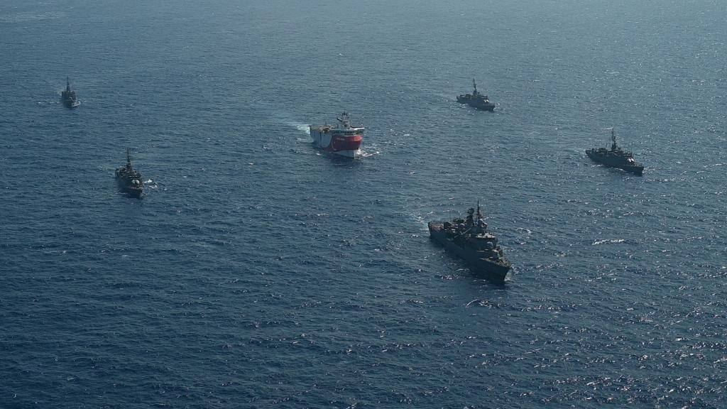   اليونان: إنذارات تركية بإجراء مناورات عسكرية فى بحر إيجه