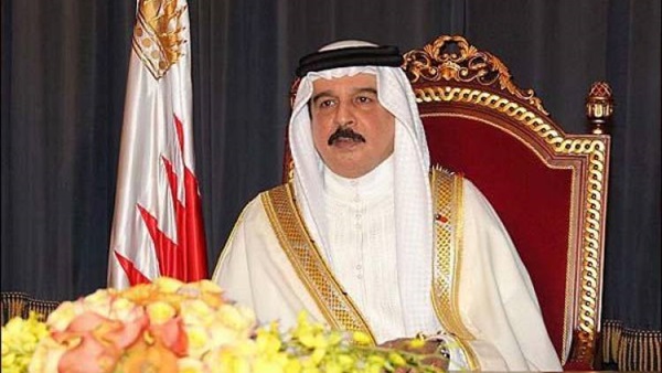   عاهل البحرين يهنئ الملك سلمان بنجاح القمة الخليجية