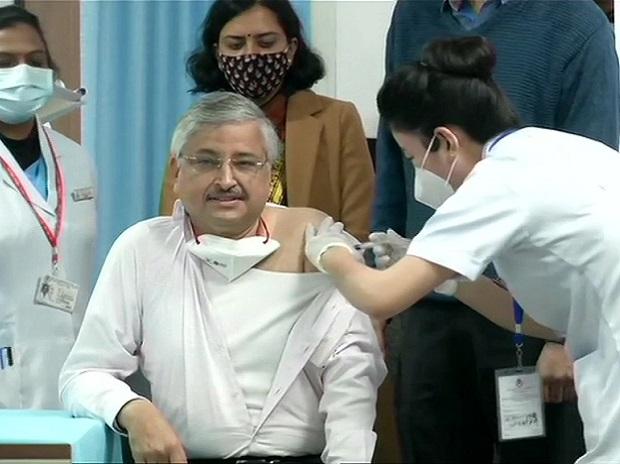   رئيس الوزراء الهندى يطلق حملة للتطعيم ضد كوفيد 19