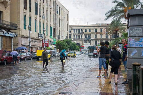   أمطار غزيرة تضرب الإسكندرية ورفع درجة الاستعداد والطوارئ