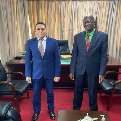   السفير المصري في مالاوي يبحث مع وزير الزراعة سبل التعاون التجاري