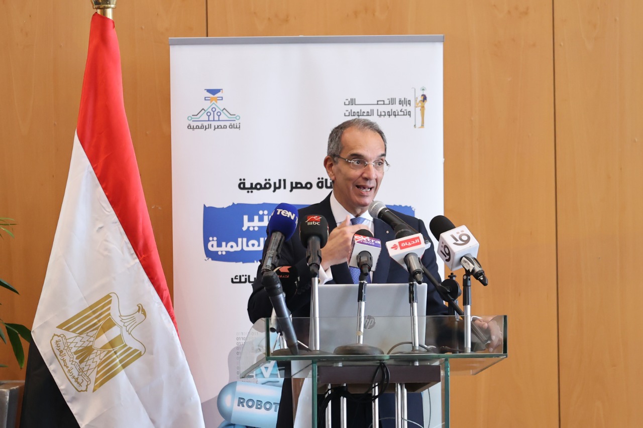   «طلعت» يشهد فعاليات اللقاء التعريفى لطلبة الدفعة الأولى من مبادرة بُناة مصر الرقمية