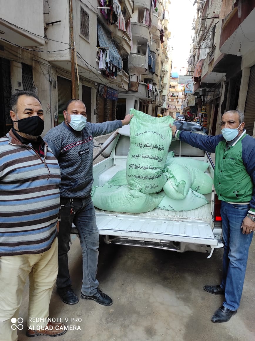   تموين الإسكندرية: ضبط دقيق مدعم قبل تهريبه خارج المحافظة