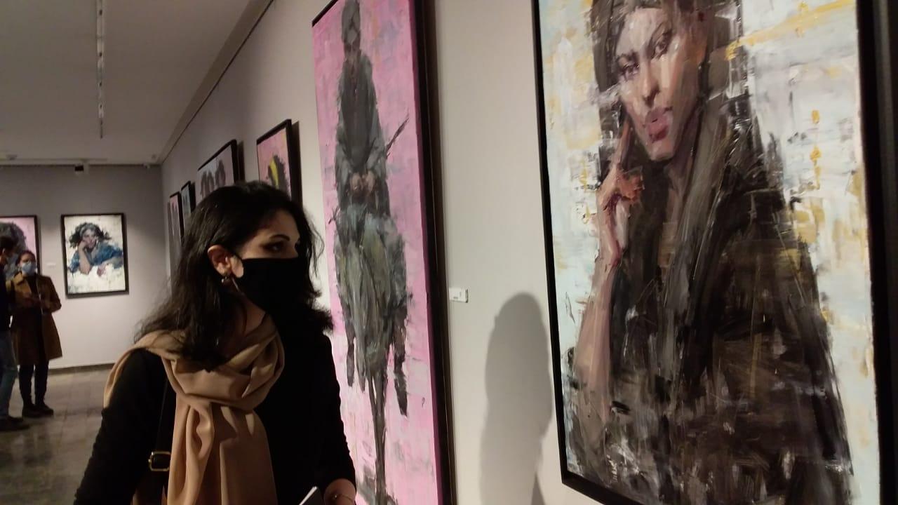   بالصور «همس الألوان».. 105 أعمال تشكيلية تعيد الفنان رأفت أحمد لمصر بمعرض «ضي»