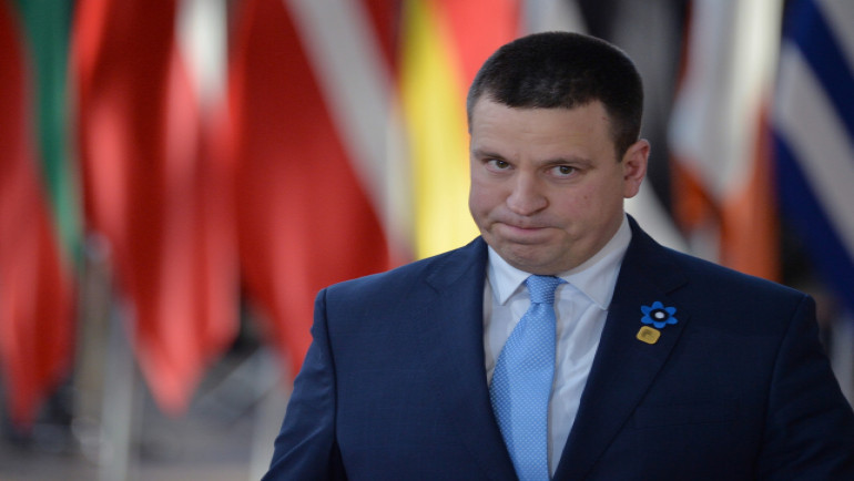   استقالة رئيس وزراء إستونيا