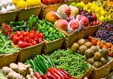   25% إلي 50 % انخفاض في أسعار الخضروات والفاكهة