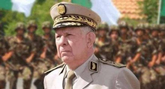   رئيسا أركان الجزائر وموريتانيا يبحثان التعاون العسكرى