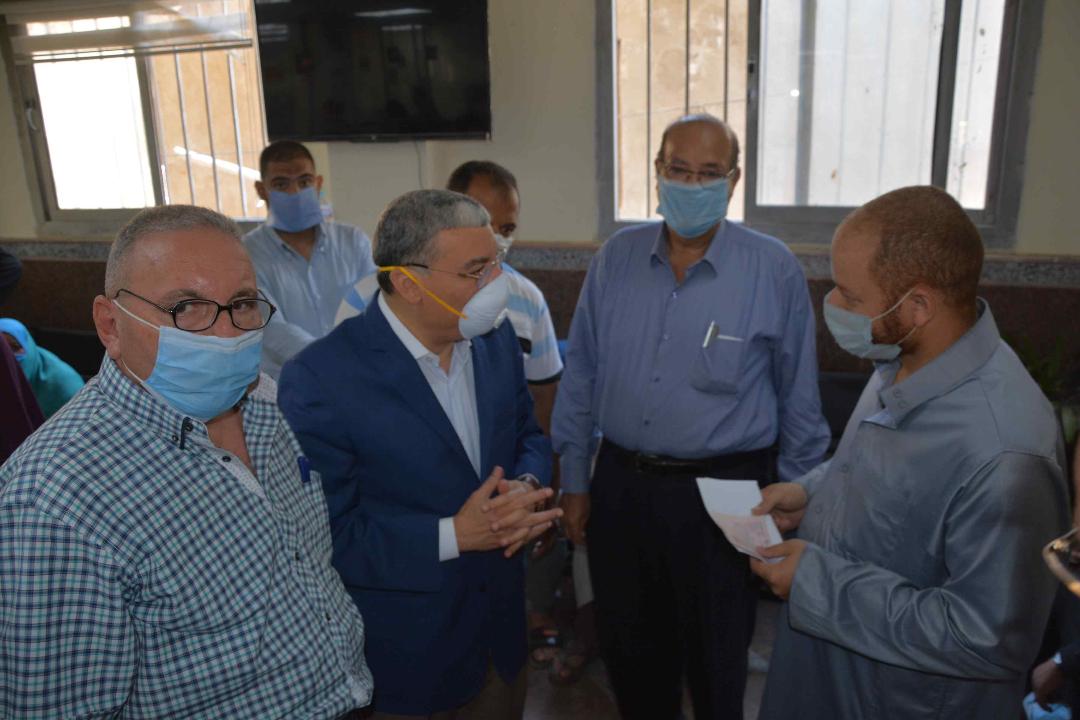محافظ المنيا: استقبال 161 ألف طلب للتصالح فى مخالفات البناء