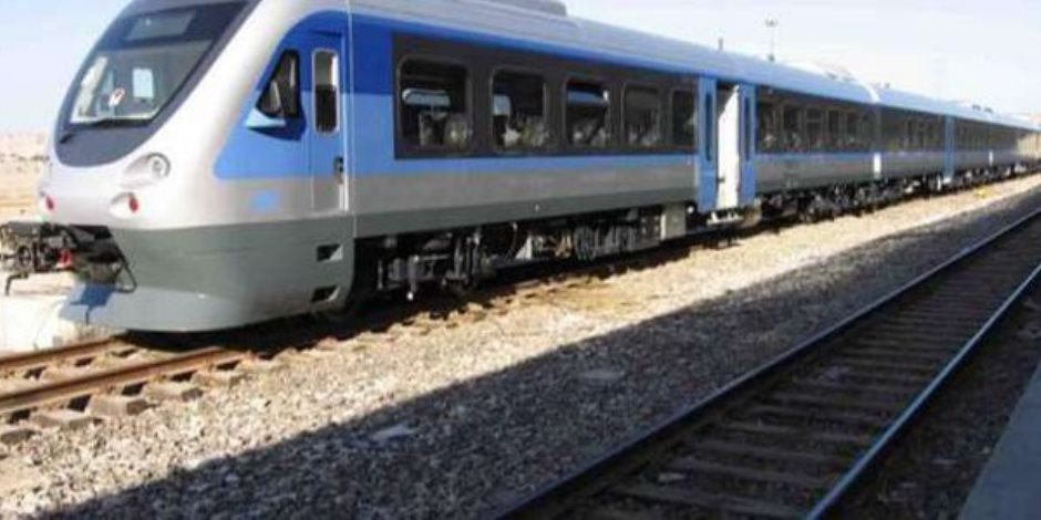   السيسى : القطار الكهربائى إضافة لشبكة النقل فى مصر