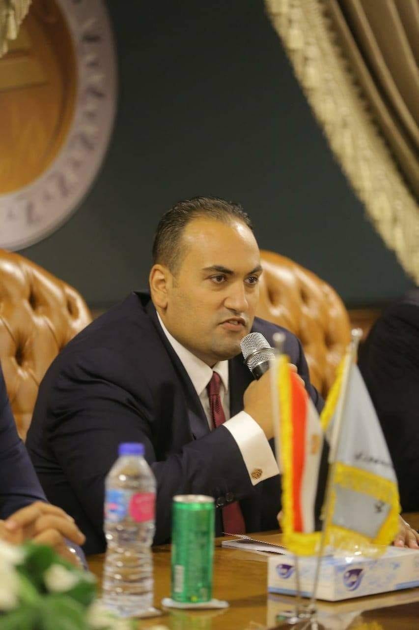   برلمانى: يطالب الكونجرس باحترام سيادة مصر وعدم التدخل فى الشأن الداخلى