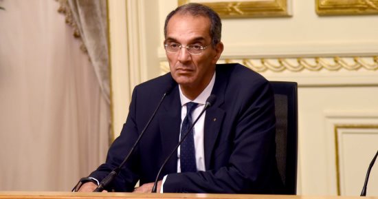   وزير الاتصالات يشيد بتحقيق «واحات السيليكون»