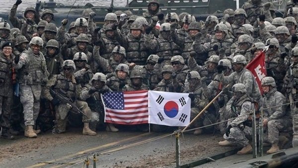   كوريا الجنوبية وأمريكا تجريان تدريبات عسكرية مشتركة