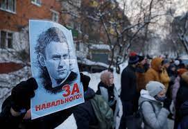   « مؤسسة نافالني» تناشد «بايدن» بفرض عقوبات على 8 أفراد مقربين من الرئيس بوتين