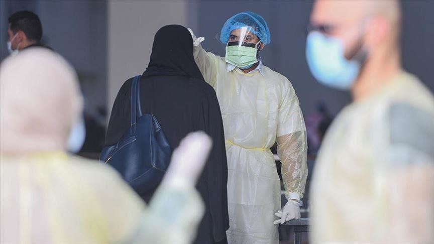 الإمارات: لقاح كورونا للجميع بدء من عمر 16 سنة