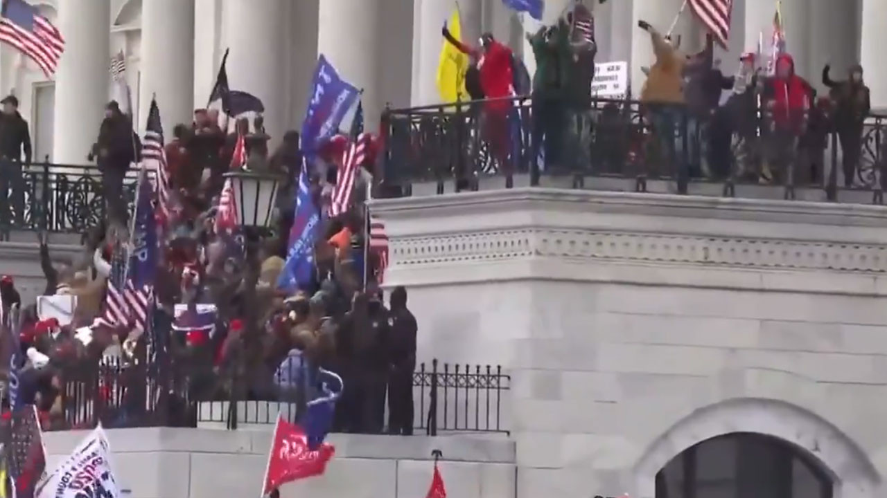   واشنطن تمدد الطوارئ لأسبوعين بسبب احتجاجات الكونجرس