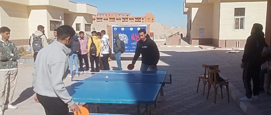 65653